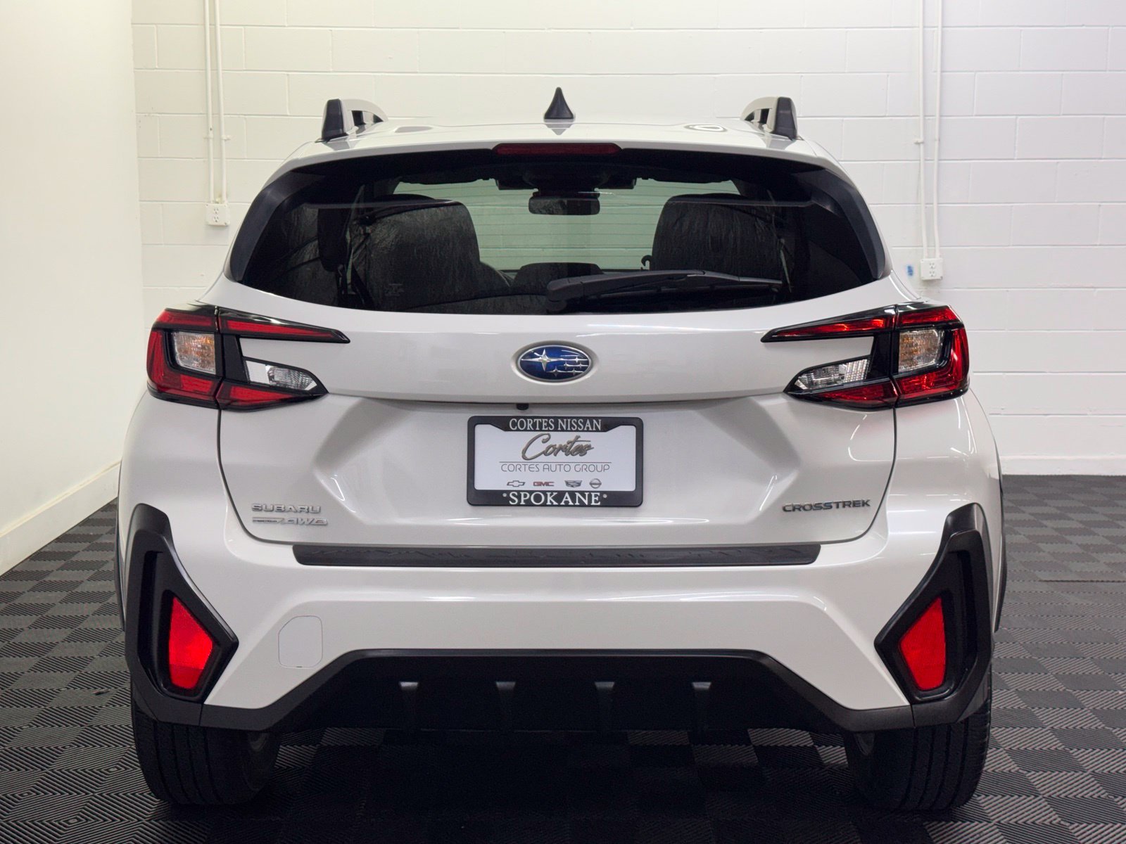 Used 2024 Subaru Crosstrek 2.0i Premium AWD/4WD image 6