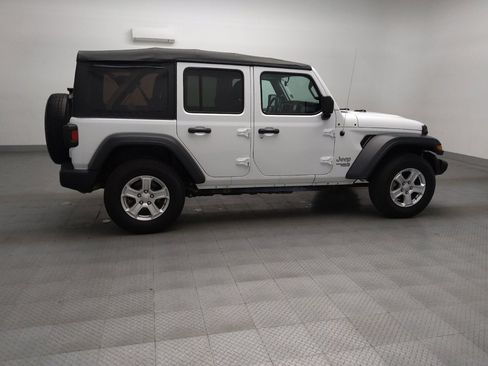 Used 2018 Jeep Wrangler Unlimited Sport S image 10