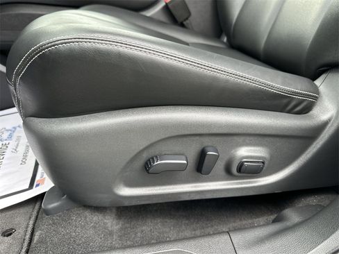 Used 2023 Nissan Murano SV w/ SV Midnight Edition Package image 12