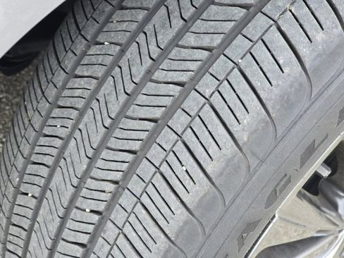 Used 2025 Lexus RX 350 350 Luxury w/ Convenience Package image 19