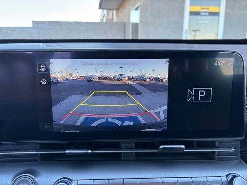 Used 2025 Hyundai Kona SEL image 17