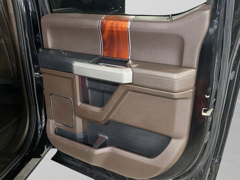 Used 2017 Ford F150 King Ranch w/ Equipment Group 601A Luxury AWD/4WD image 26