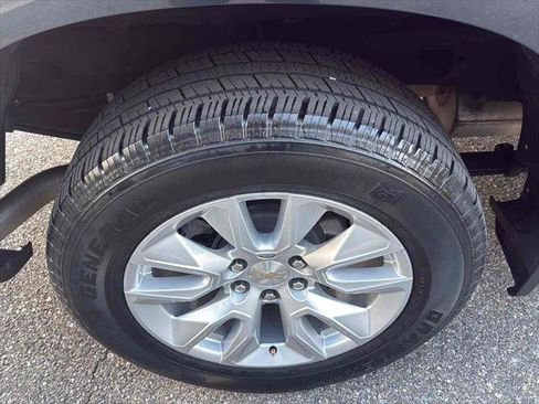 Used 2021 Chevrolet Silverado 1500 Custom w/ LPO, Dark Essentials Package image 15