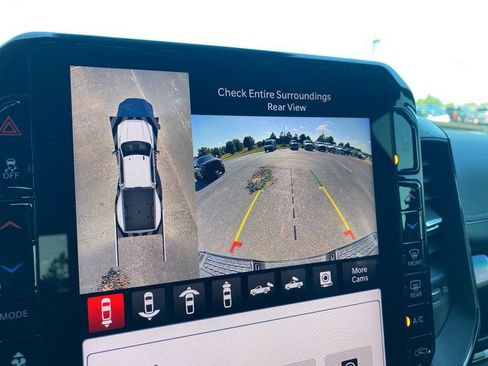 New 2025 RAM 3500 Limited image 29