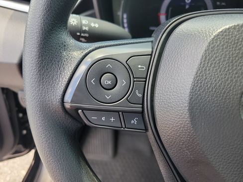 Used 2026 Toyota Corolla LE FWD image 19