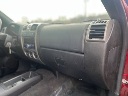 Used 2011 Chevrolet Colorado LT image 34