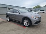 Used 2018 Alfa Romeo Stelvio Ti image 2