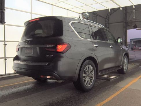 Used 2024 INFINITI QX80 Luxe image 2