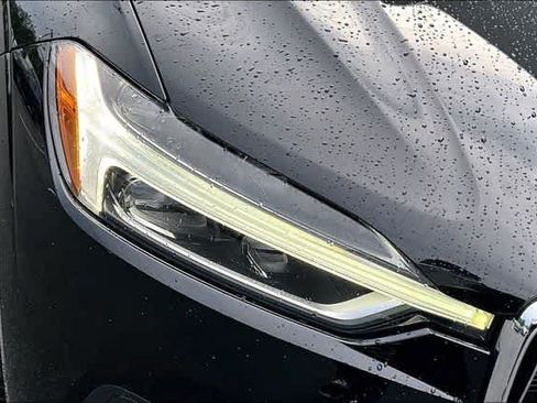 Used 2021 Volvo XC60 T6 Inscription w/ Advanced Package AWD/4WD image 32
