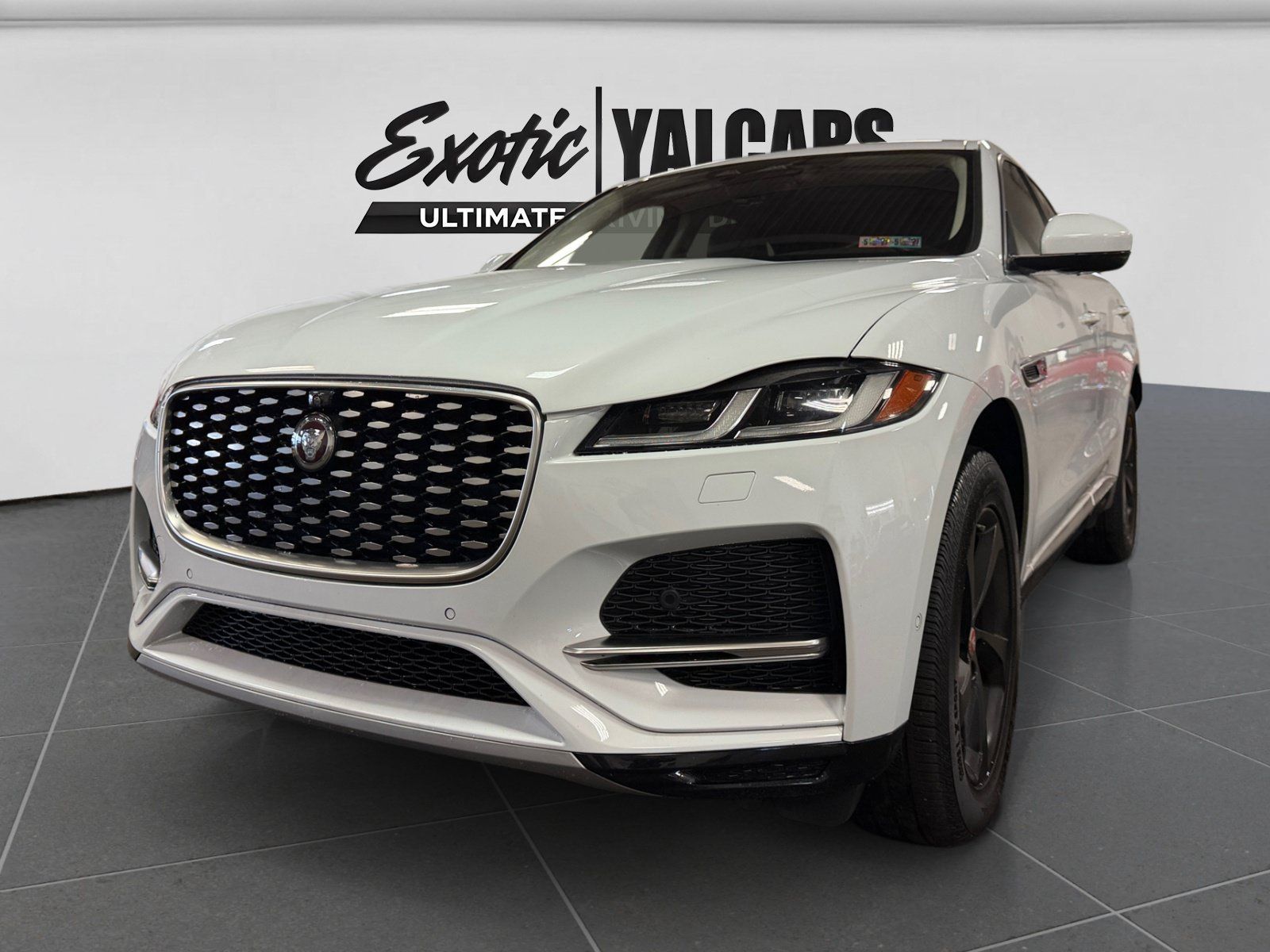 Used 2021 Jaguar F-PACE AWD/4WD image 9