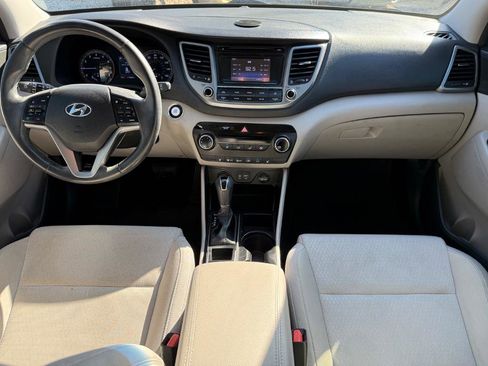 Used 2017 Hyundai Tucson Sport w/ Cargo Package image 16