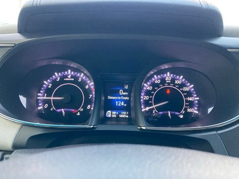Used 2017 Toyota Avalon XLE Premium FWD image 17