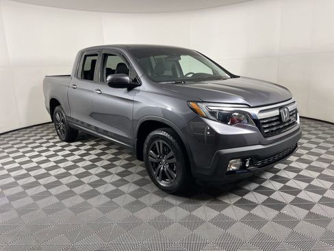 Used 2020 Honda Ridgeline Sport image 14