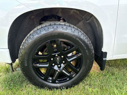 Used 2023 Chevrolet Silverado 1500 RST w/ RST All Star Premium Package AWD/4WD image 7