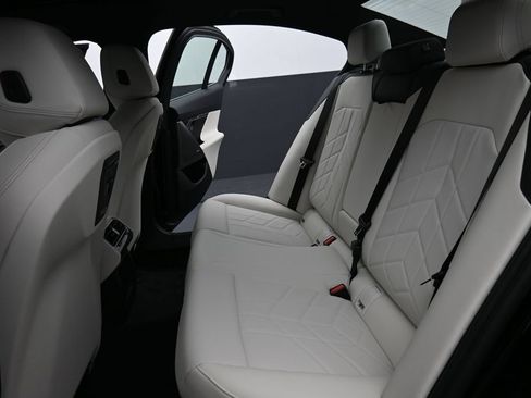 New 2027 BMW 530i xDrive AWD/4WD image 17