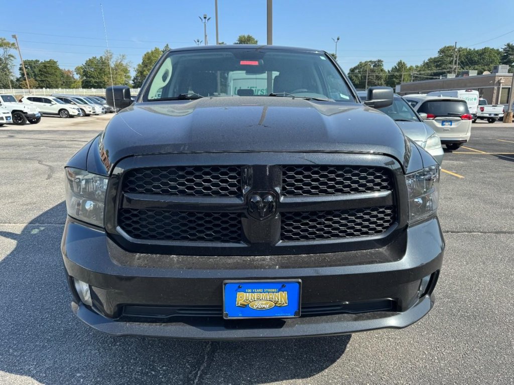 Used 2017 RAM 1500 Express w/ Black Ram 1500 Express Group AWD/4WD image 8