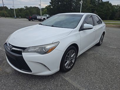 Used 2017 Toyota Camry SE