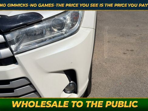 Used 2018 Toyota Highlander Plus AWD/4WD image 10
