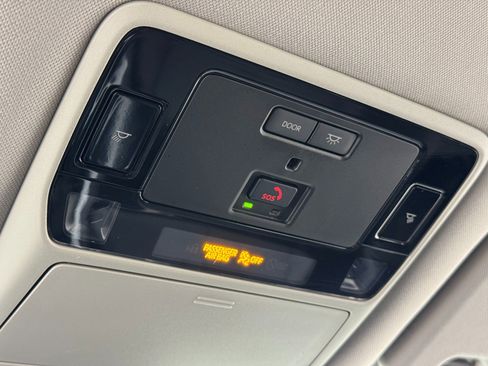 Used 2024 Toyota Grand Highlander XLE image 31