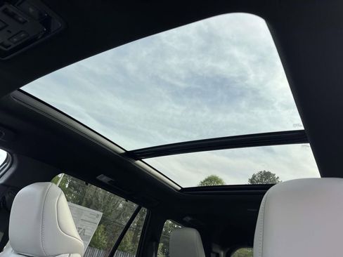 New 2026 Toyota Grand Highlander AWD Hybrid image 16