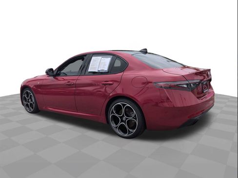Used 2024 Alfa Romeo Giulia Ti image 11