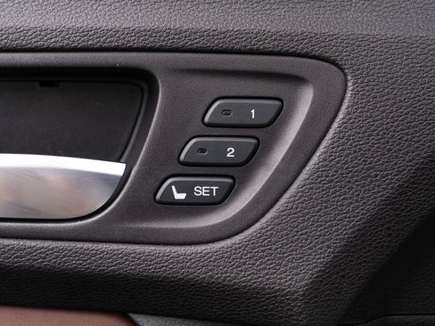 Used 2015 Acura TLX w/ Technology Package FWD image 26