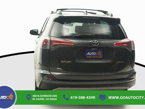 Used 2018 Toyota RAV4 Limited w/ Advanced Technology Package FWD image 15