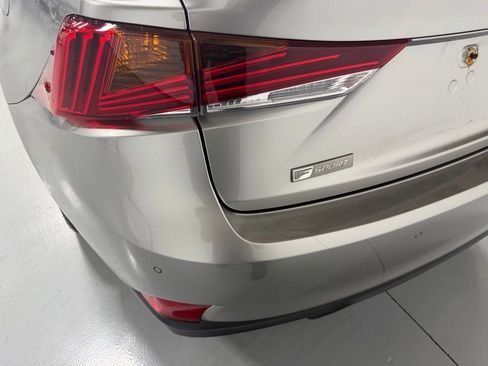 Used 2020 Lexus IS 300 F Sport w/ F Sport Package AWD/4WD image 13