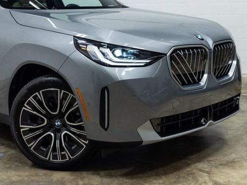 Certified 2025 BMW X3 xDrive30i w/ Premium Package image 7