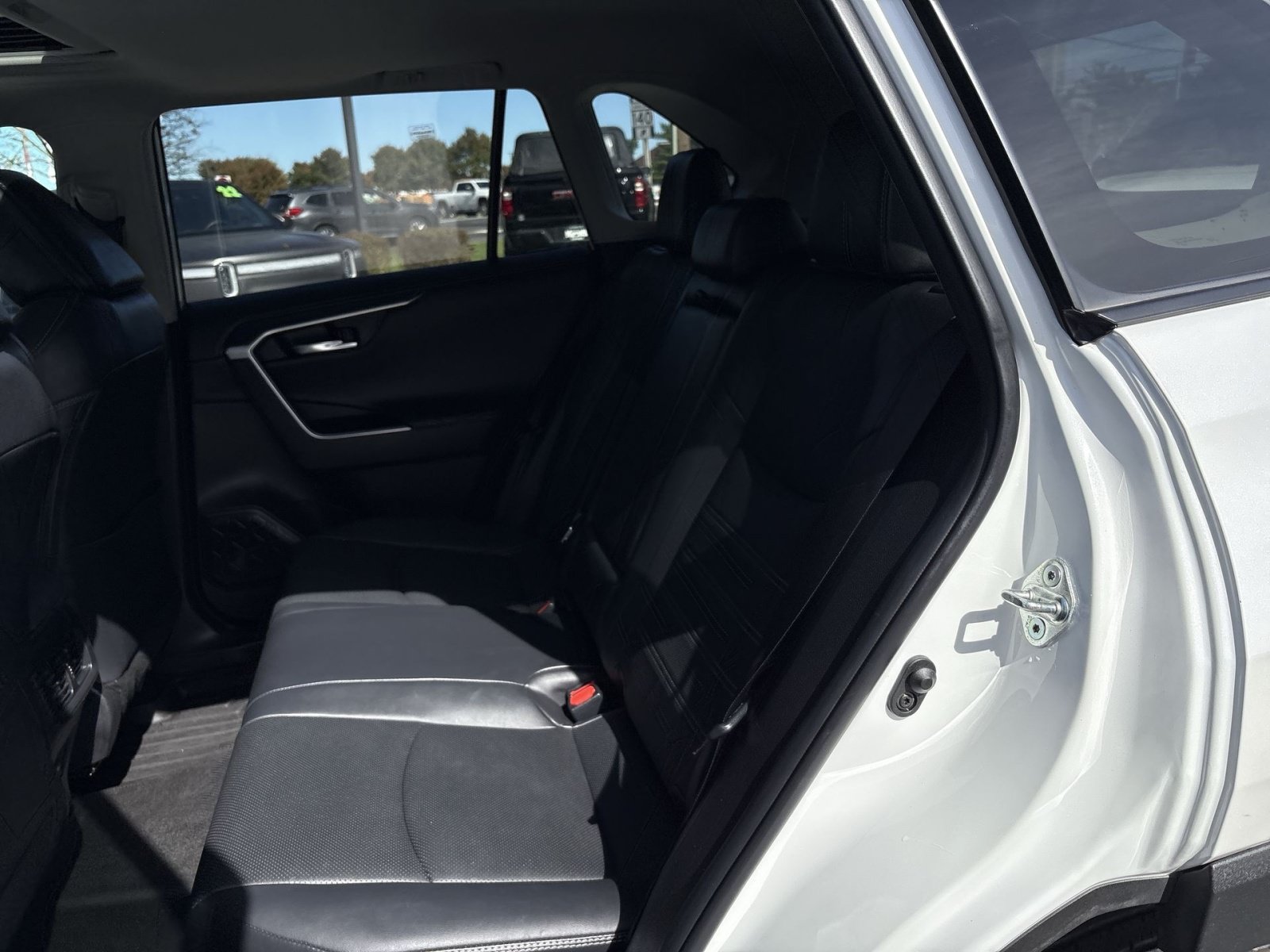 Used 2023 Toyota RAV4 Limited FWD image 25