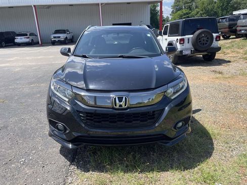 Used 2019 Honda HR-V Sport image 2