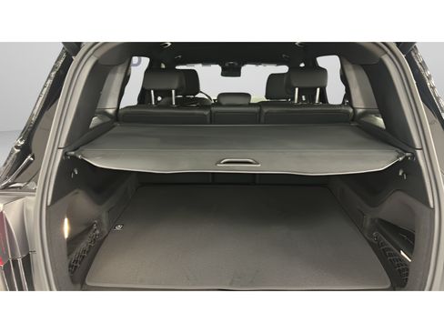 Certified 2025 Mercedes-Benz GLB 250 image 27