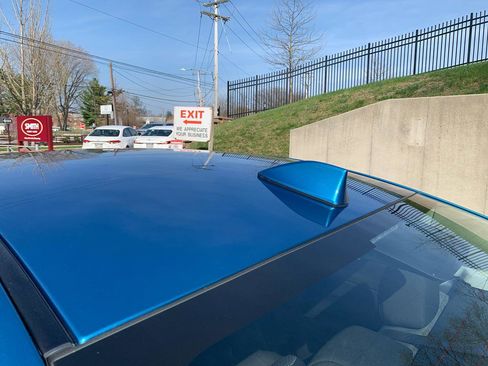 Used 2017 Subaru Impreza 2.0i Premium image 27