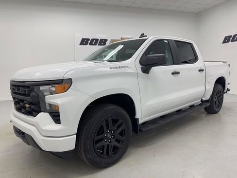New 2026 Chevrolet Silverado 1500 Custom AWD/4WD image 1
