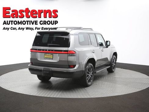 Used 2024 Lexus GX 550 w/ Cold Area Package AWD/4WD image 45