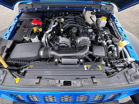 Used 2023 Jeep Gladiator Sport w/ Trailer Tow Package image 12