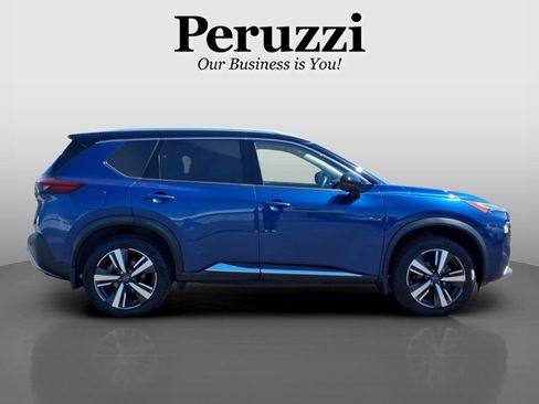 Used 2023 Nissan Rogue Platinum AWD/4WD image 2