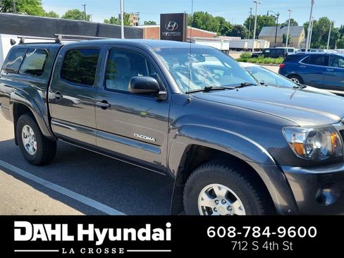 Used 2010 Toyota Tacoma 4x4 Double Cab image 1