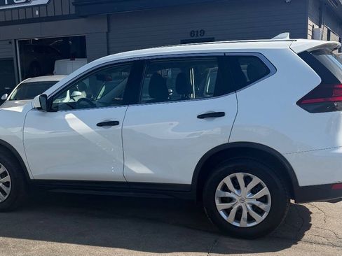 Used 2018 Nissan Rogue S FWD image 15