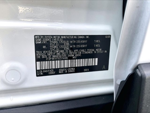 Used 2025 Toyota RAV4 XLE AWD/4WD image 34