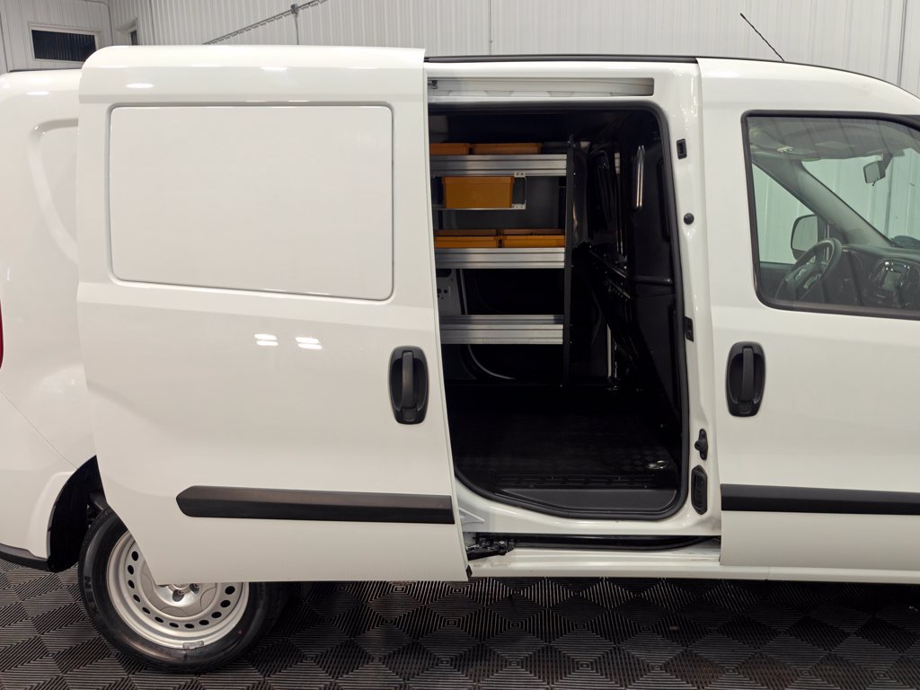 Used 2022 RAM ProMaster City Tradesman FWD image 17