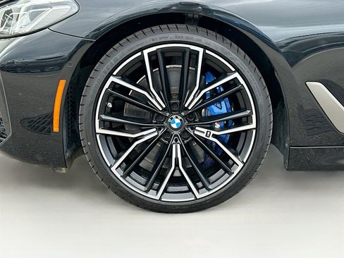 Used 2023 BMW M550i xDrive AWD/4WD image 29
