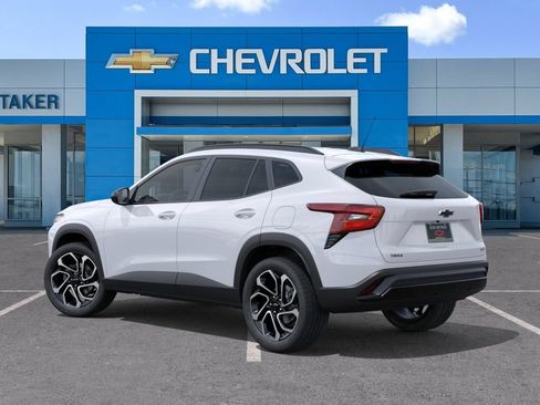 New 2026 Chevrolet Trax RS w/ Sunroof Package FWD image 3