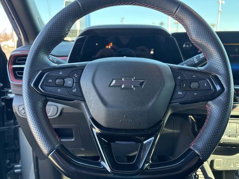 Used 2025 Chevrolet TrailBlazer RS image 18