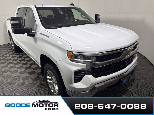 Used 2022 Chevrolet Silverado 1500 LT w/ Max Trailering Package AWD/4WD image 2