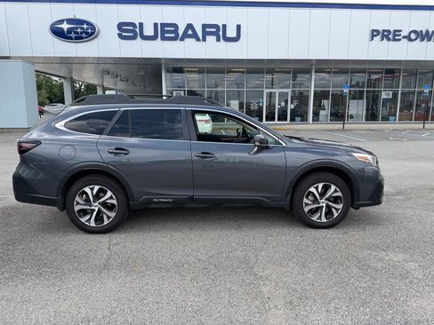 Used 2021 Subaru Outback Limited XT AWD/4WD image 2