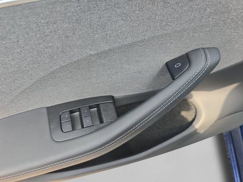 Used 2024 Tesla Model 3 Long Range RWD image 23