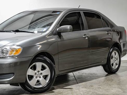 Used 2006 Toyota Corolla LE image 7