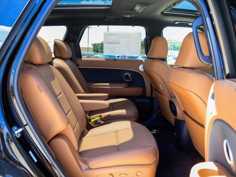 New 2026 Hyundai Palisade Calligraphy FWD image 10