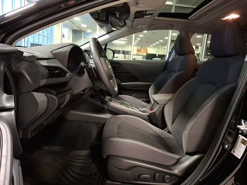 Certified 2025 Subaru Crosstrek 2.0i Premium image 14